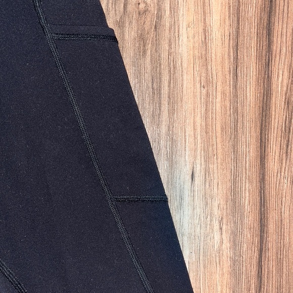 LULULEMON WONDER TRAIN LEGGINGS 7/8 - Picture 3 of 7